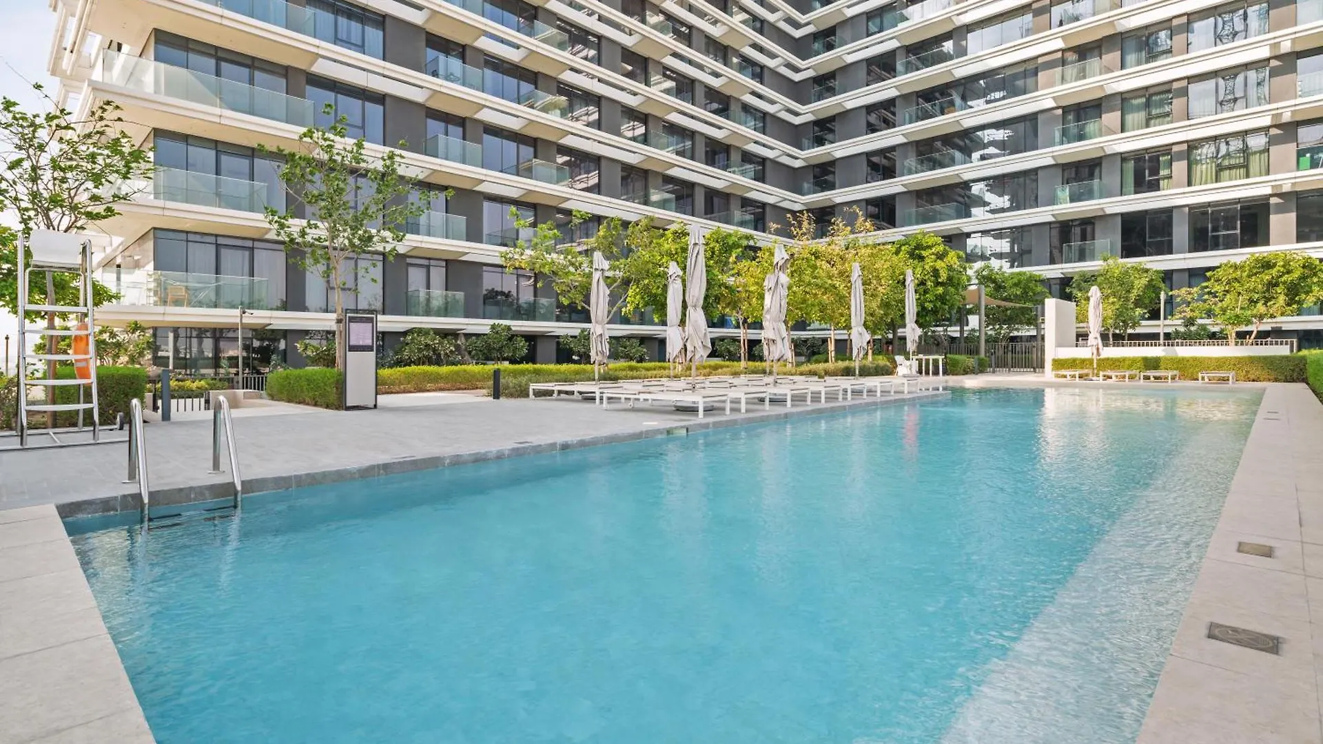 Prestige 2 Bedroom In Golf Suites Dubai Hills 0*,