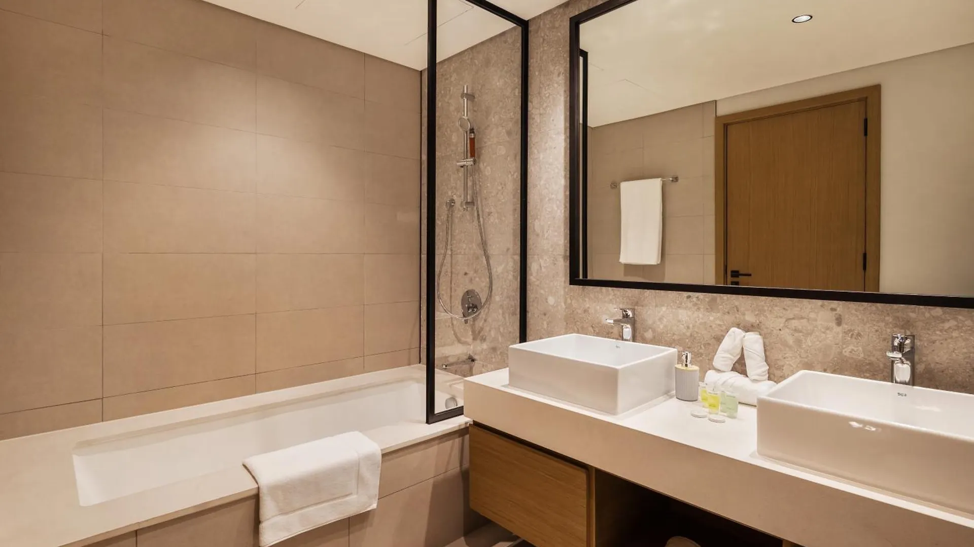 Apartment Prestige 2 Bedroom In Golf Suites Dubai Hills